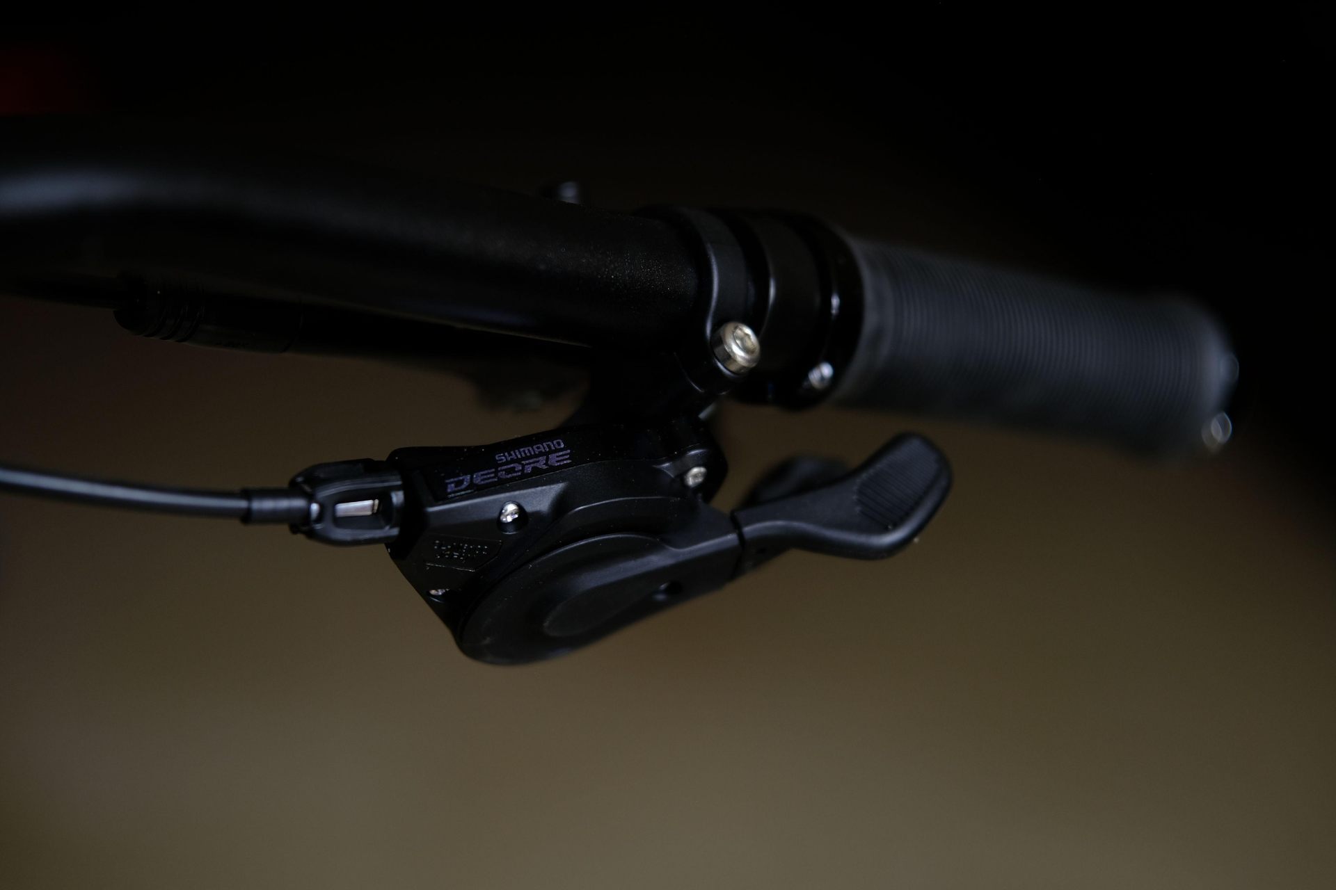 Манетка Shimano Deore M6100 HOKE 17 Way 29 HD матовый коричневый 23