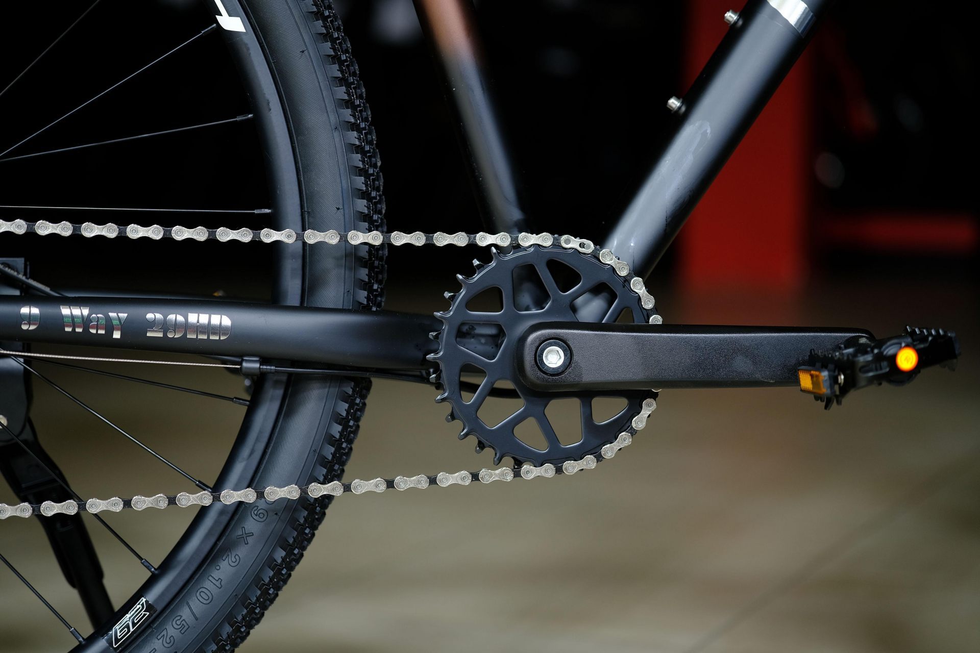 Система (шатун)  Prowheel CY-10 NW 34T Narrow Wide
 HOKE 9 Way 29 HD матовый чёрный 23